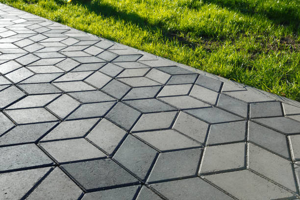 Best Cobblestone Driveway Paving in Lla Lla East, WA